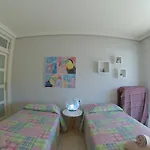 Spacious 2 Beds Appt With Pool In A Large Complex Lejlighed *
