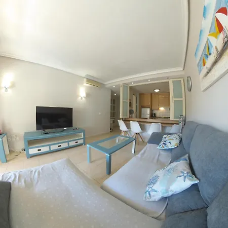 Appartement Spacious 2 Beds Appt With Pool In A Large Complex