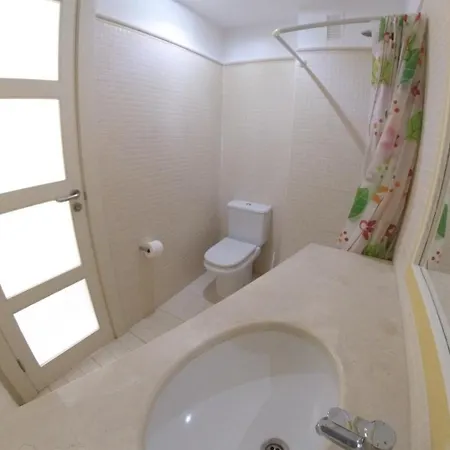 Apartmán Spacious 2 Beds Appt With Pool In A Large Complex *